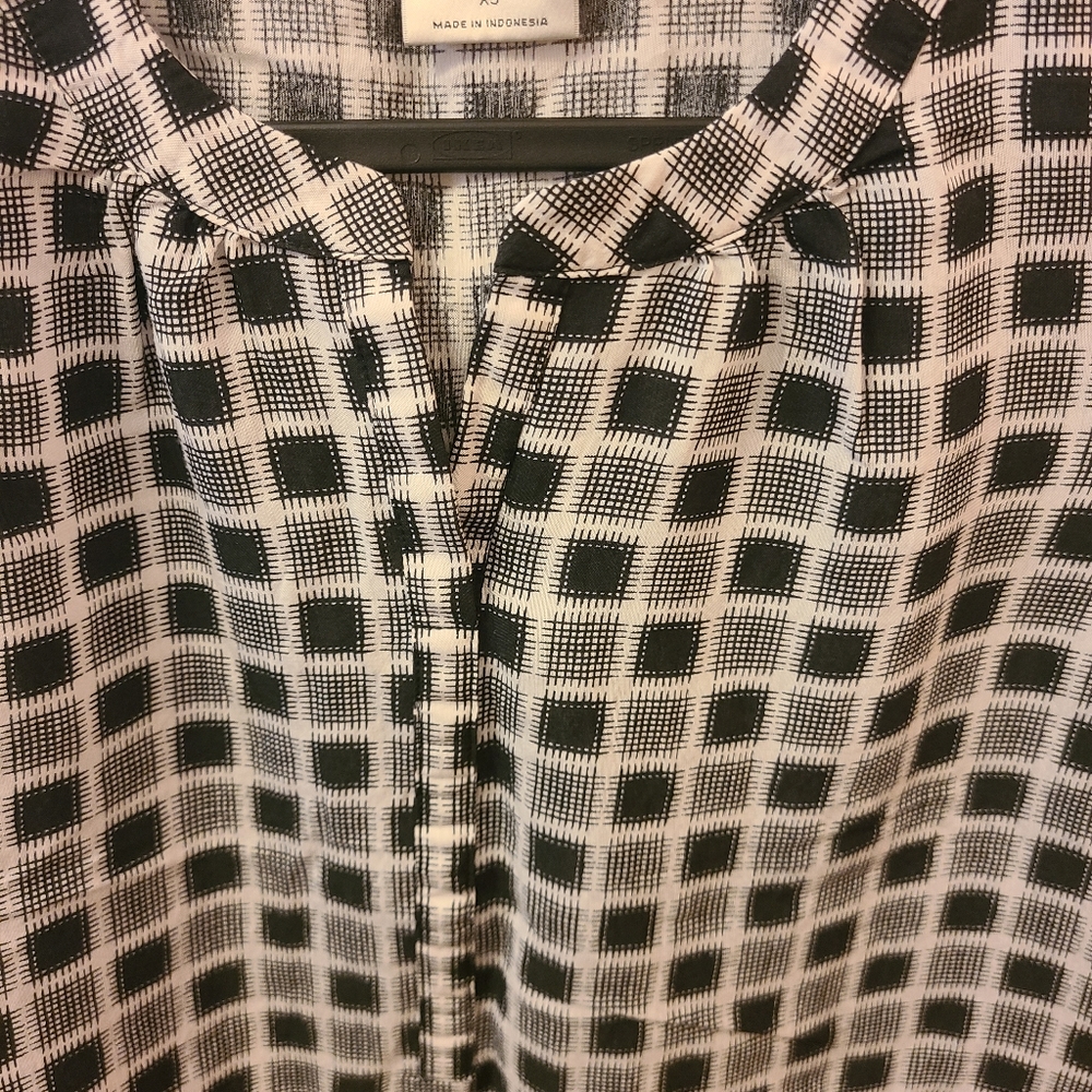 Van Heusen Top - Picture 3 of 4